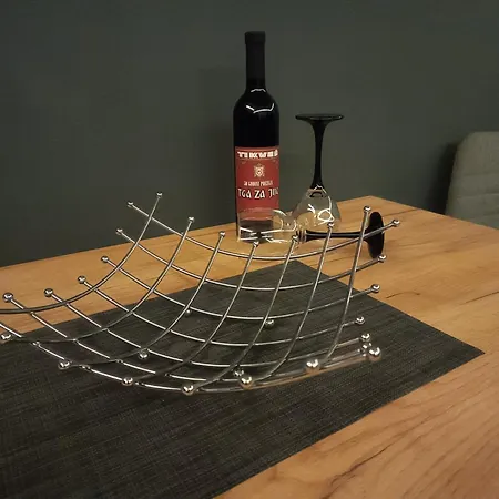 Xl Apartments, Hill, Apartamento *