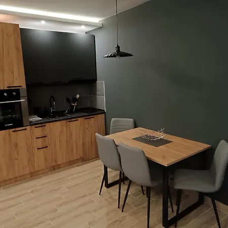 Apartament Xl Apartments, Hill,