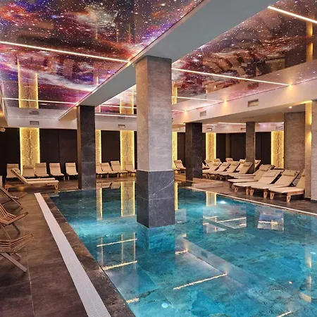 Xl Apartments, Hill, *